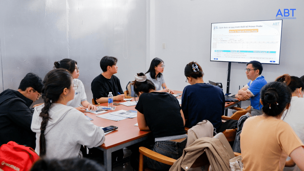 Chia sẻ kiến thức PCR/qPCR và thiết kế mồi tại ABT Lab Tour