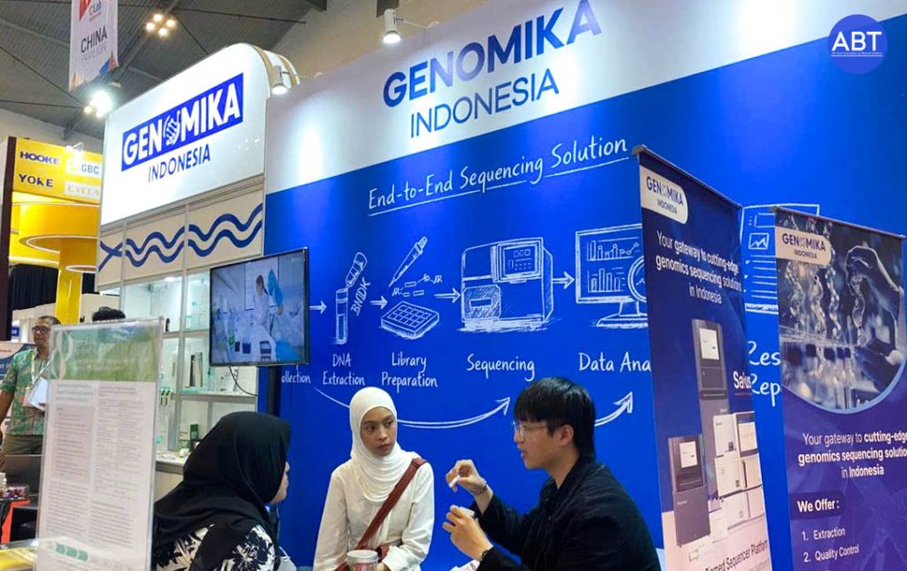 Gian hàng trưng bày của Genomika Indonesia và ABT tại Lab Indonesia 2026